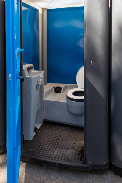 Portable Toilet Options We Offer in Chevy Chase Village, MD